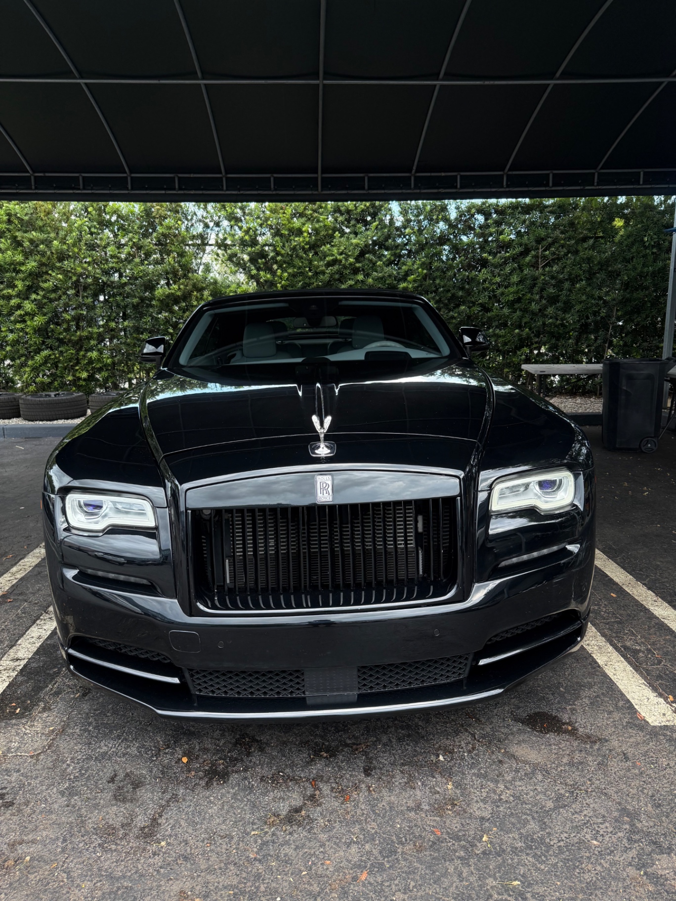 Black Rolls-Royce finish