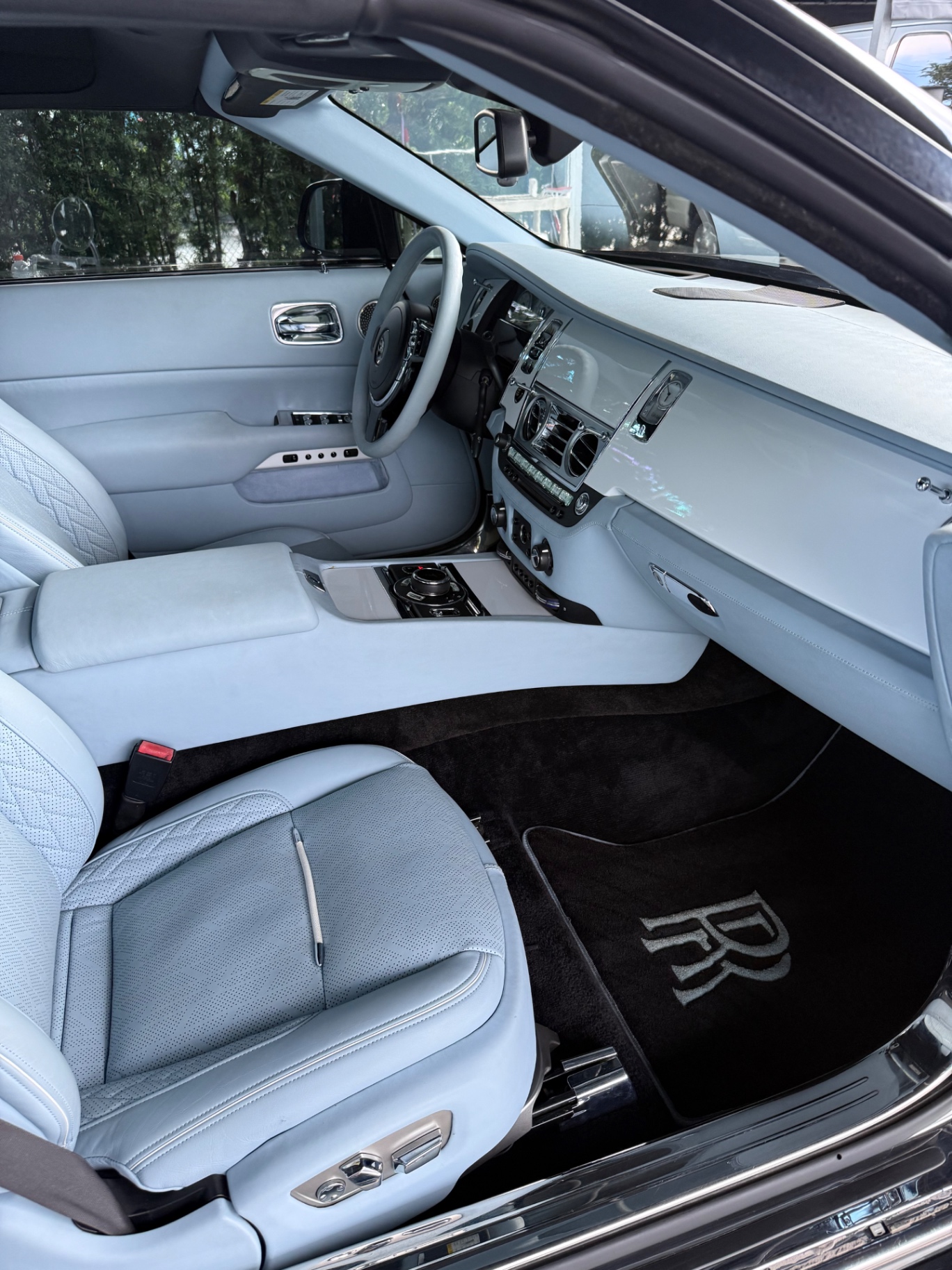 Luxury interior revival